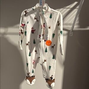 NEW! Carter's gender neutral Santa Reindeer Footie Pajama with hat 2-way zipper